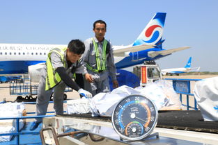 南京禄口机场 高温下的装卸服务烤验